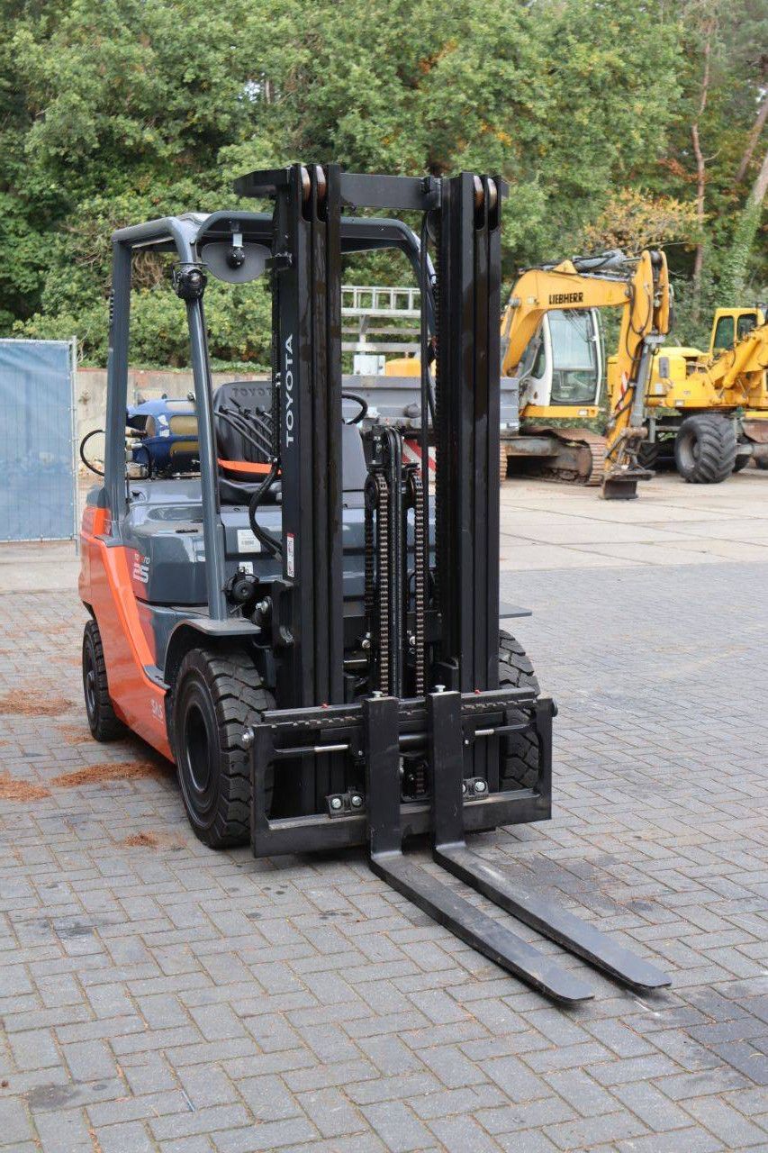 Forklift Toyota 02-8FGF25 LPG 2500kg 4.7m 2022 New