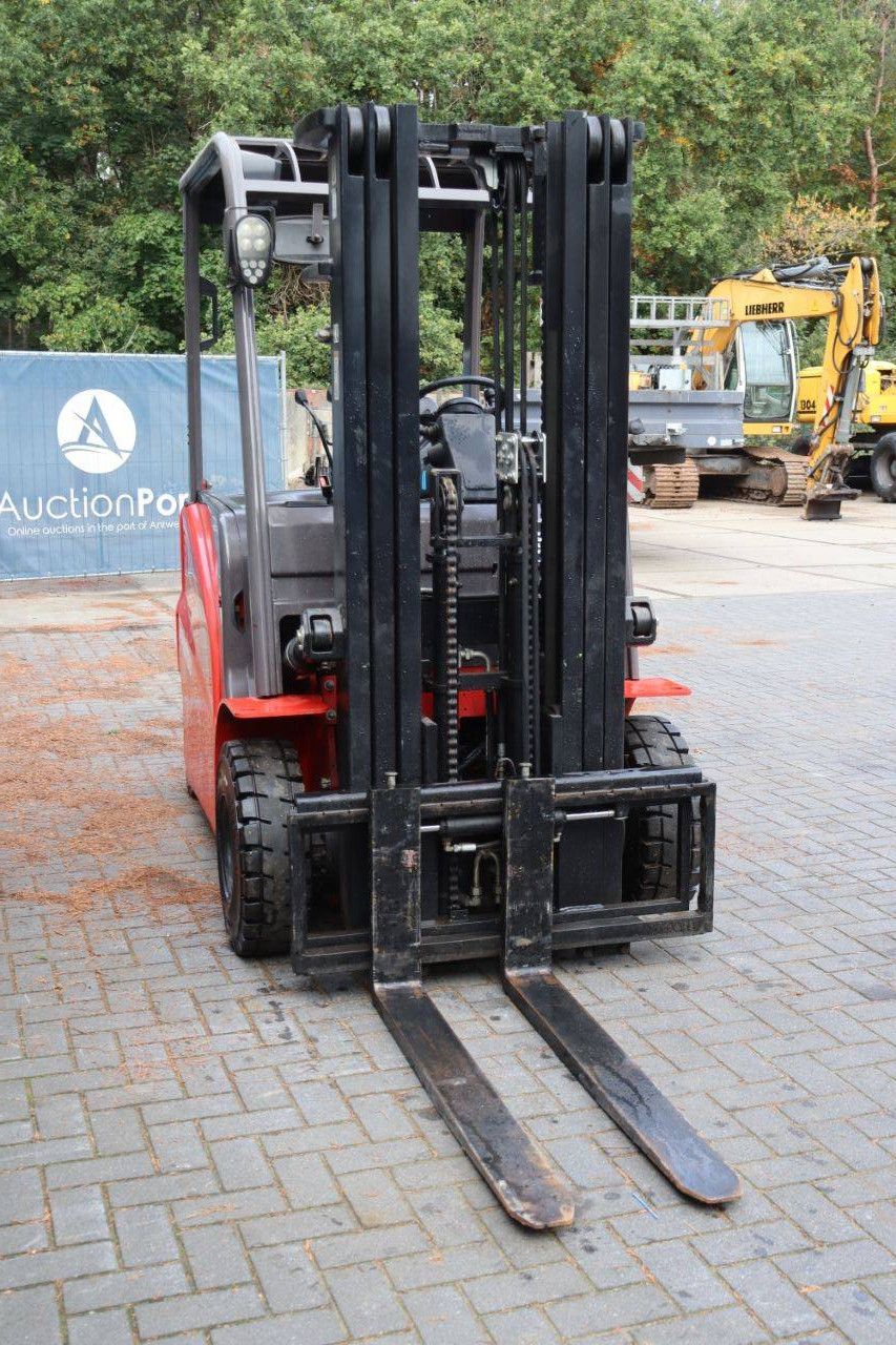 Manitou ME 425 Elektro-Gabelstapler 2500 kg 4,3 m 2019