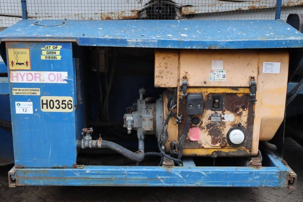Scherenbühne Holland Lift COMBISTAR Diesel 22m 2003