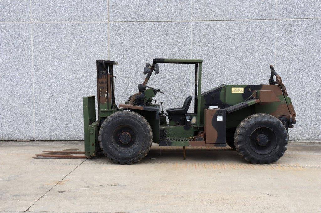 Forklift Case MHE270 Diesel 1800kg 7.3m 1996