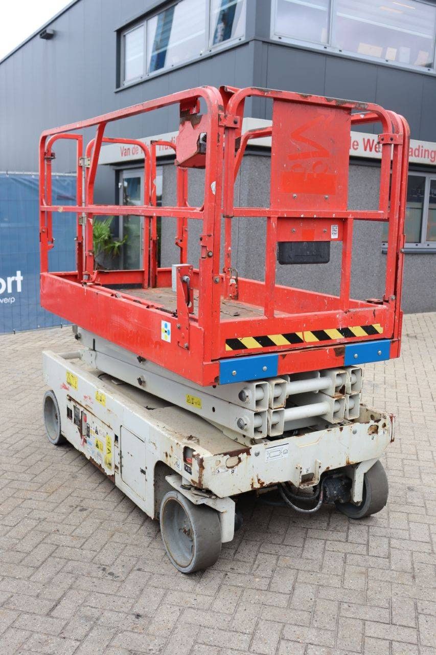 Scissor lift Genie GS-2046 Electric 8m 2012