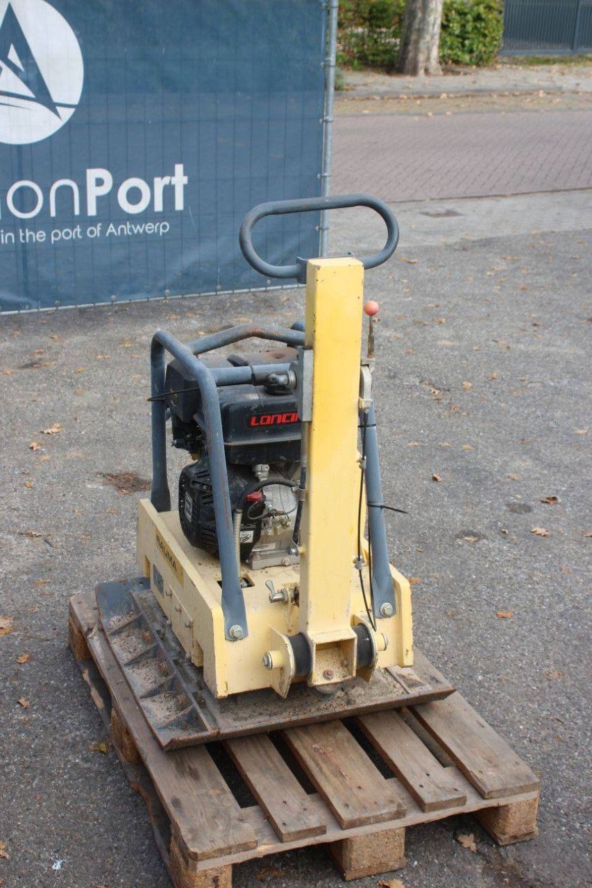 Vibrating plate Baumax RVP 42/57 Petrol 9.3kW