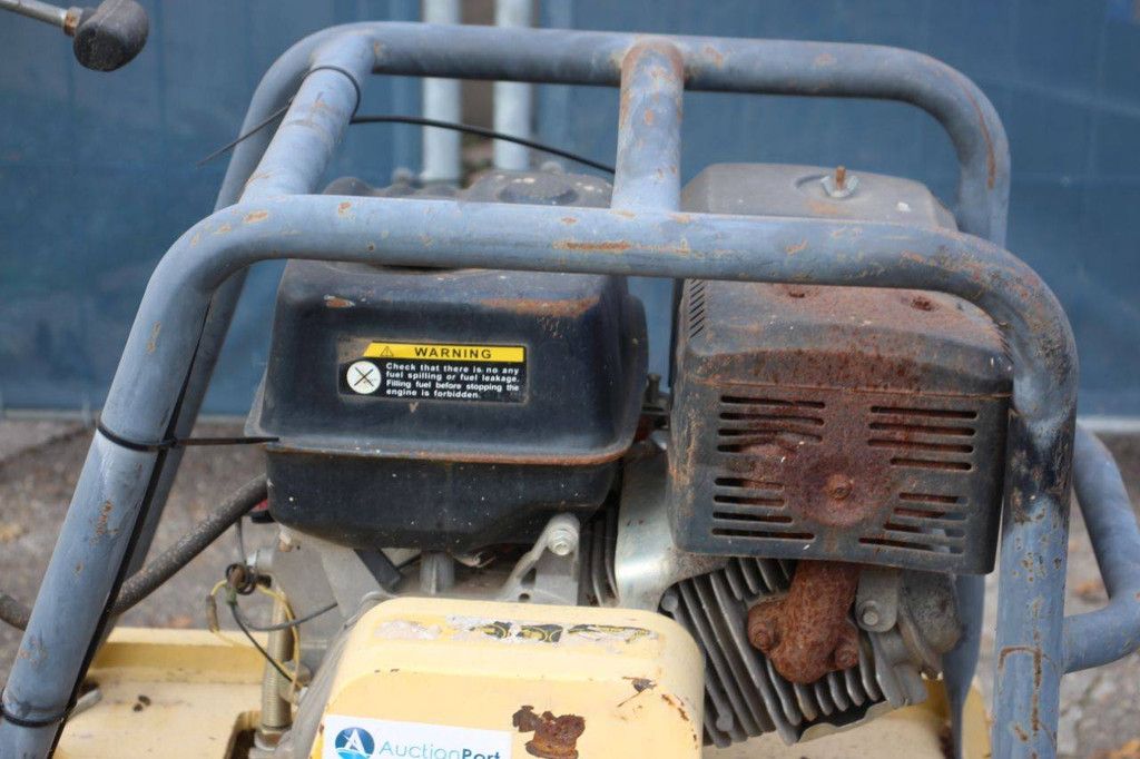 Vibrating plate Baumax RVP 42/57 Petrol 9.3kW