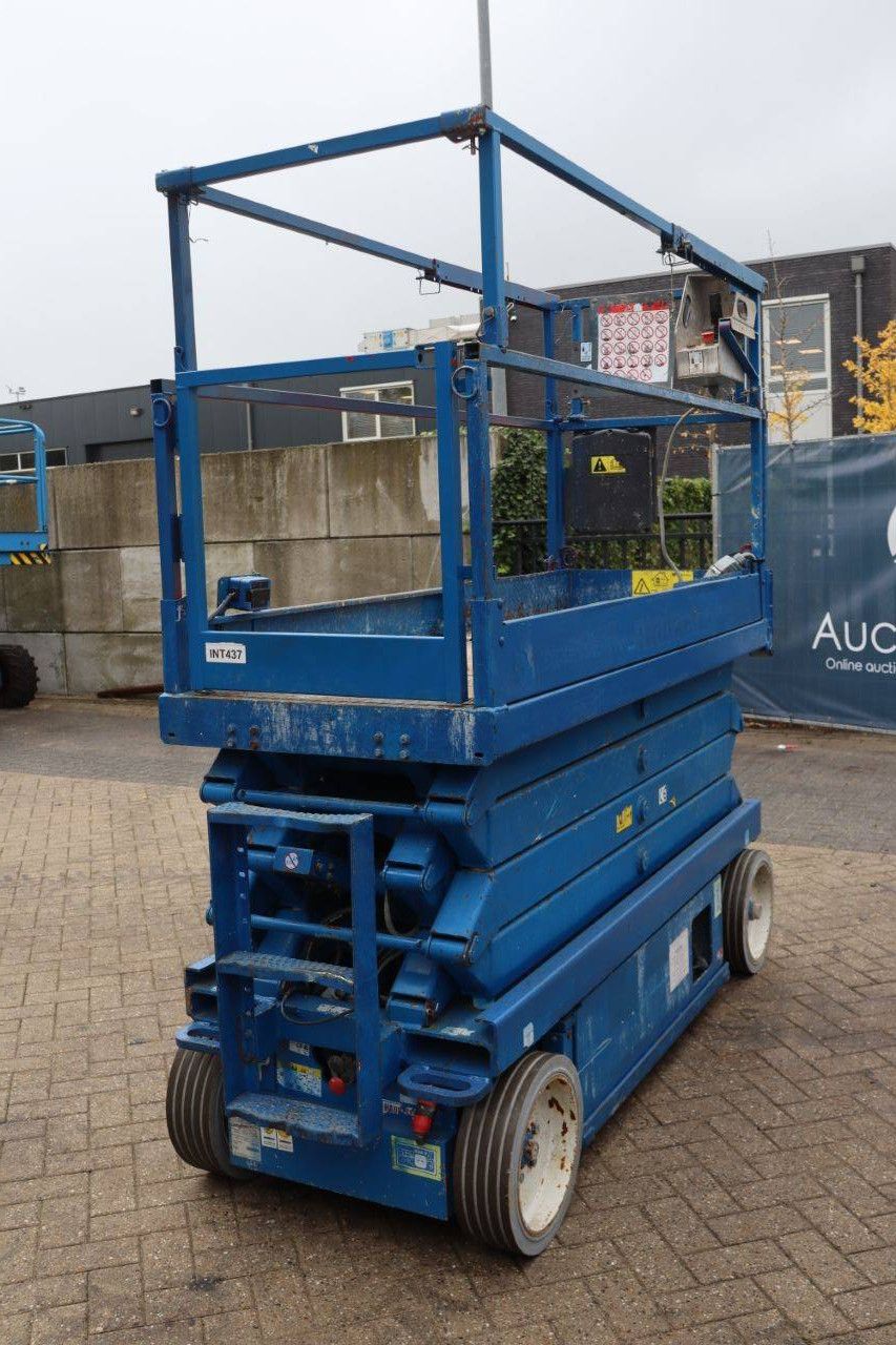 Scherenbühne Skyjack SJIII 3226 Elektro 9,9m 2015