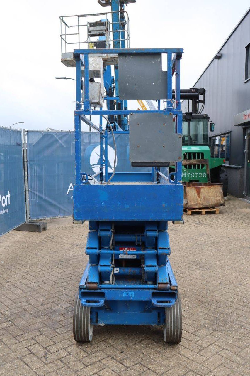 Scherenbühne Skyjack SJIII 3226 Elektro 9,9m 2015