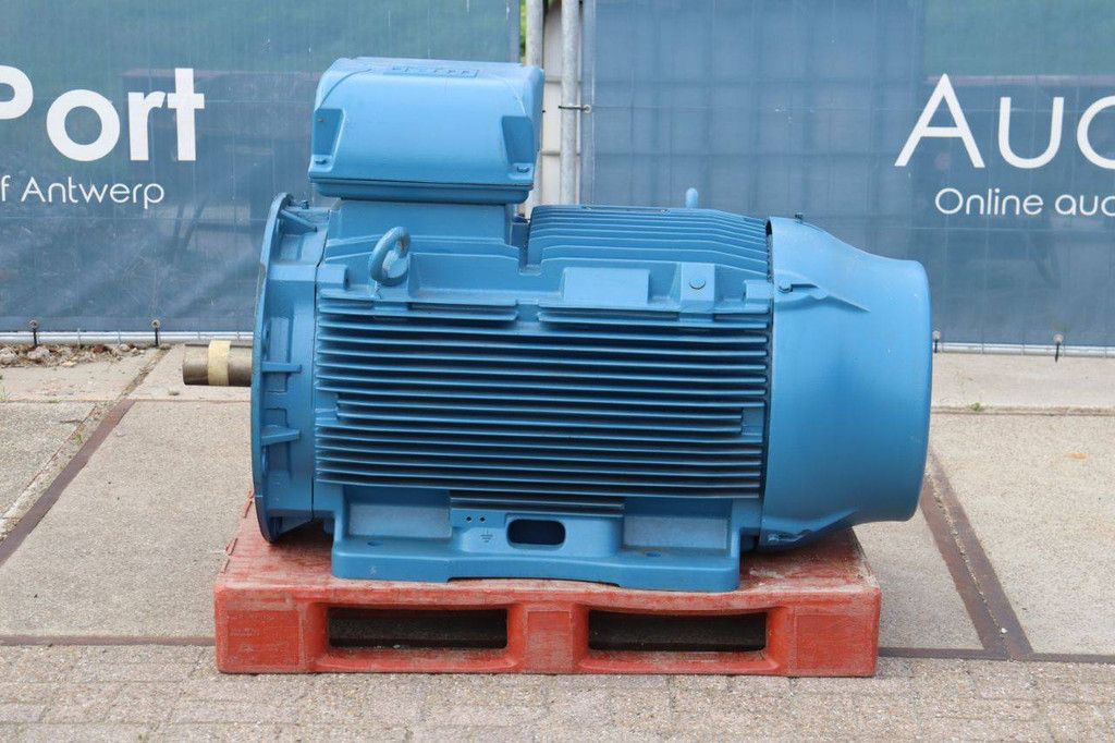 Motor Road High W22 Elektro 250kW Neu