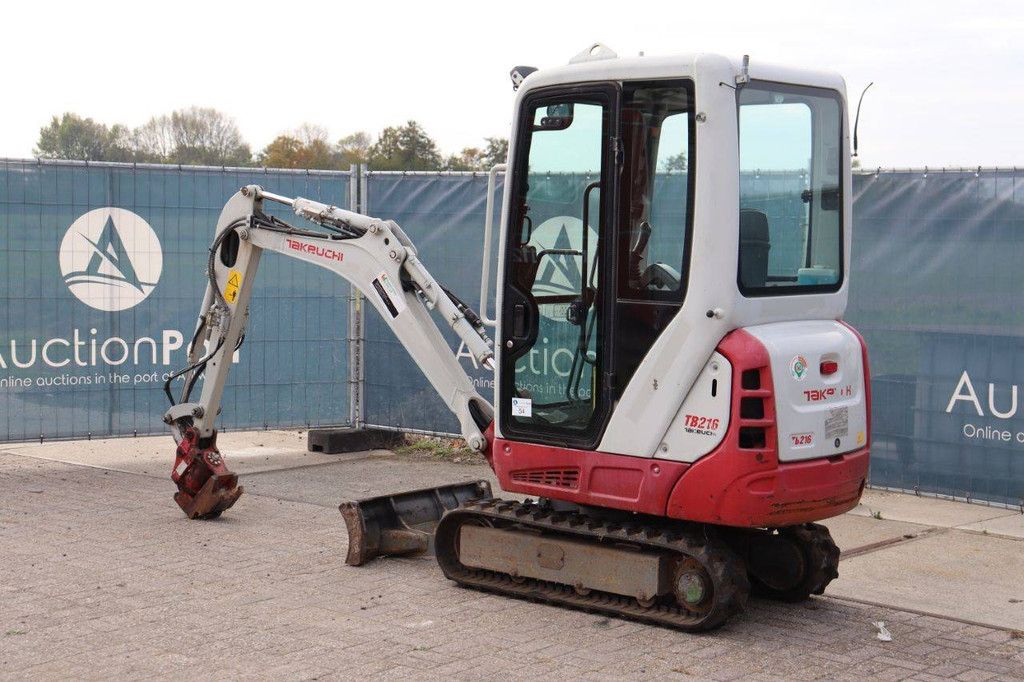 Mini excavator Takeuchi TB216 Diesel 11.5kW 2014