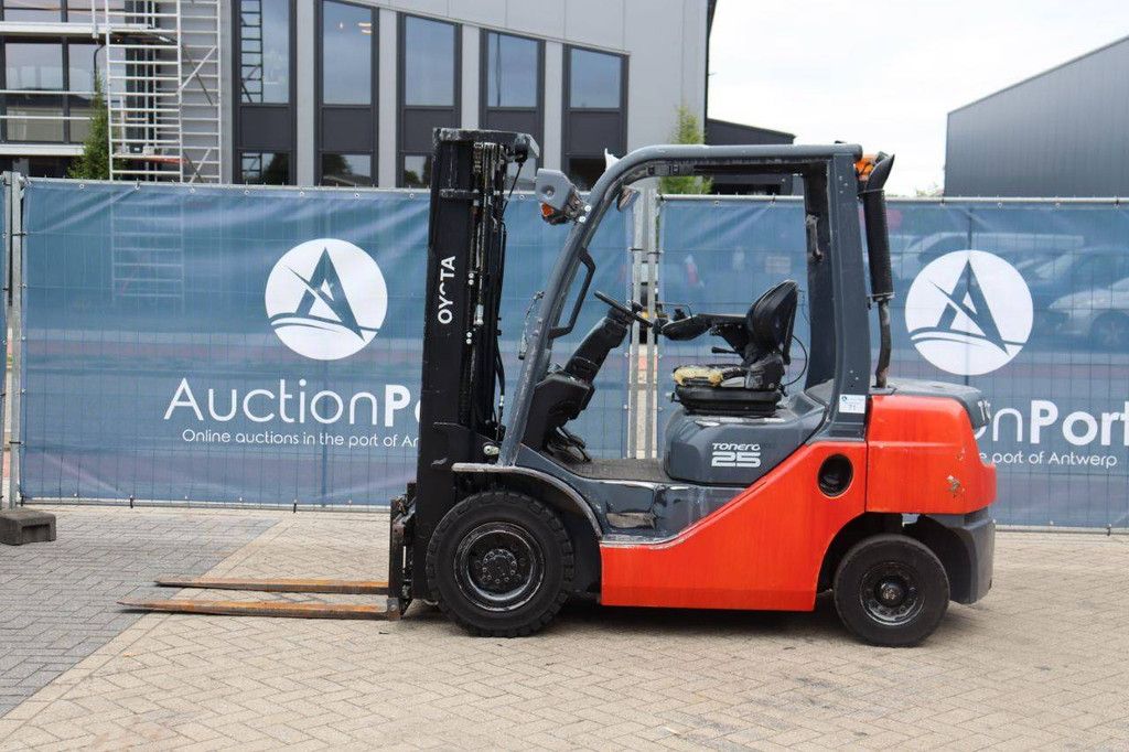 Forklift Toyota 06-8FD25F Diesel 2500kg 5m 2020