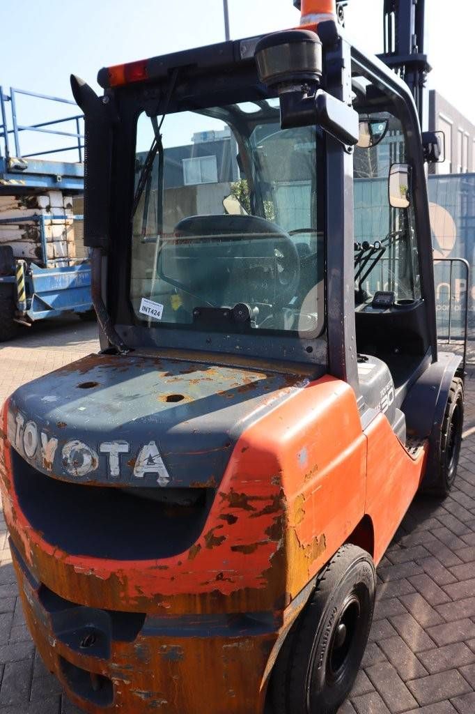 Forklift Toyota 02-8FDF30 Diesel 3000kg 2012