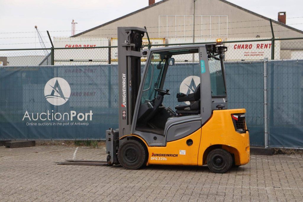 Forklift Jungheinrich DFG 320s Diesel 2000kg 4.0m 2018