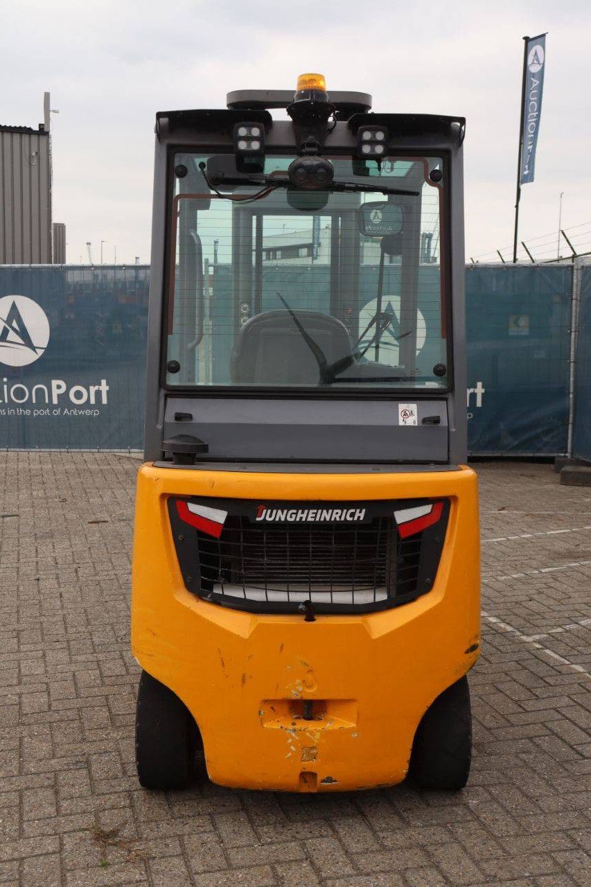 Forklift Jungheinrich DFG 320s Diesel 2000kg 4.0m 2018