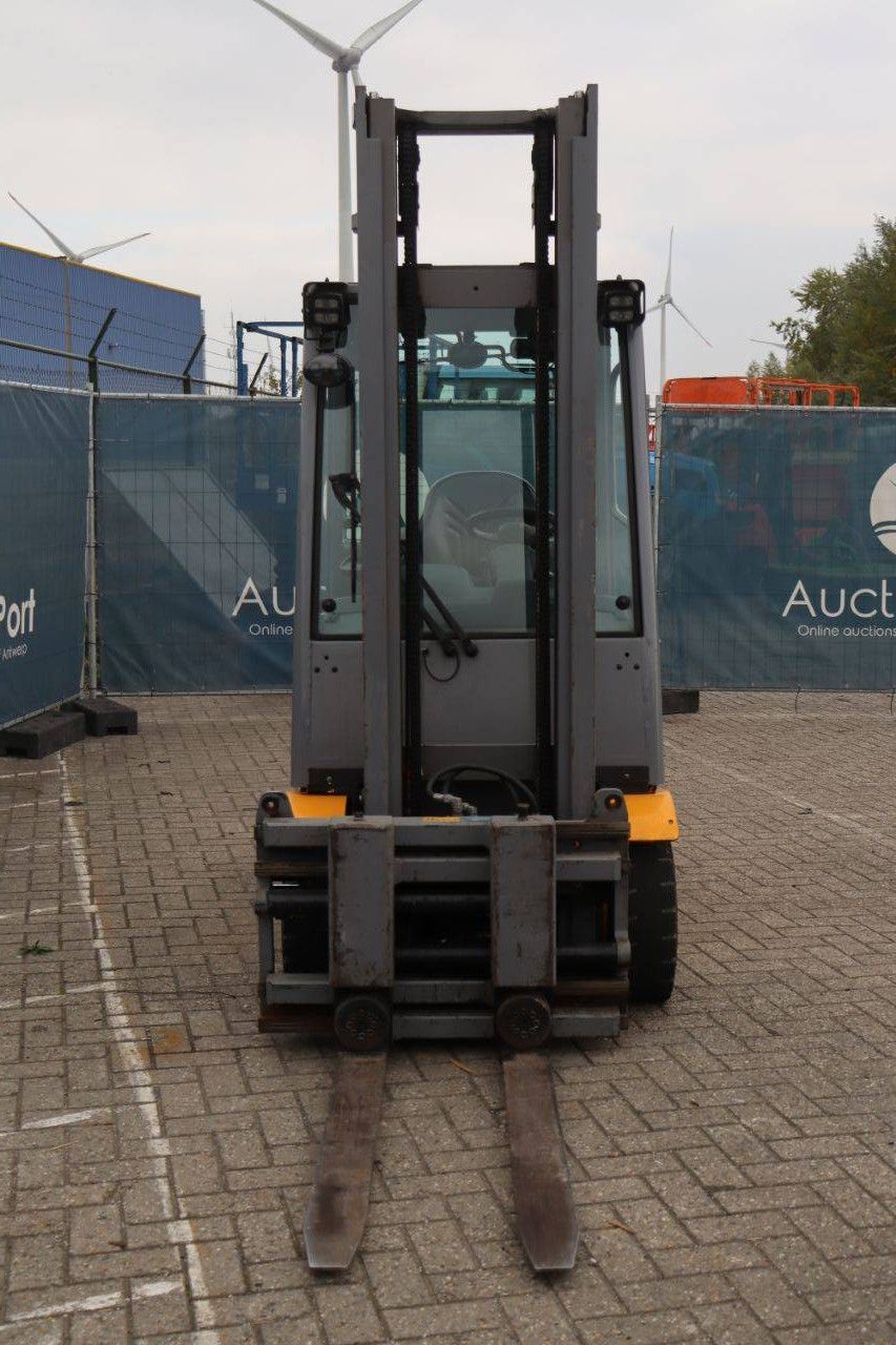 Forklift Jungheinrich DFG 320s Diesel 2000kg 4.0m 2018