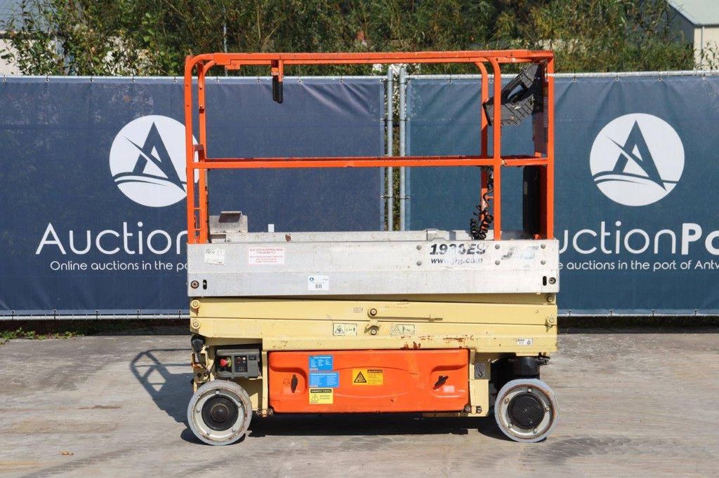 Schaarhoogwerker JLG 1930ES Elektrisch 230kg 7.72m 2013