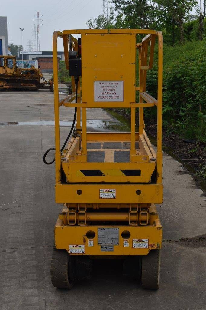 Scissor lift Haulotte Compact 8 Electric 8m 2006