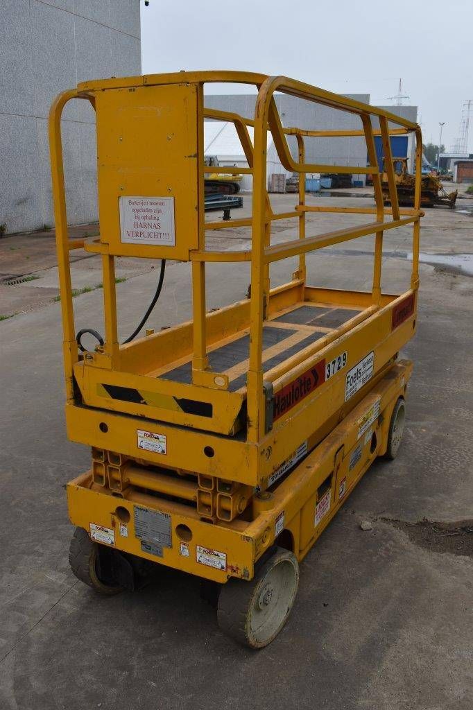 Scissor lift Haulotte Compact 8 Electric 8m 2006
