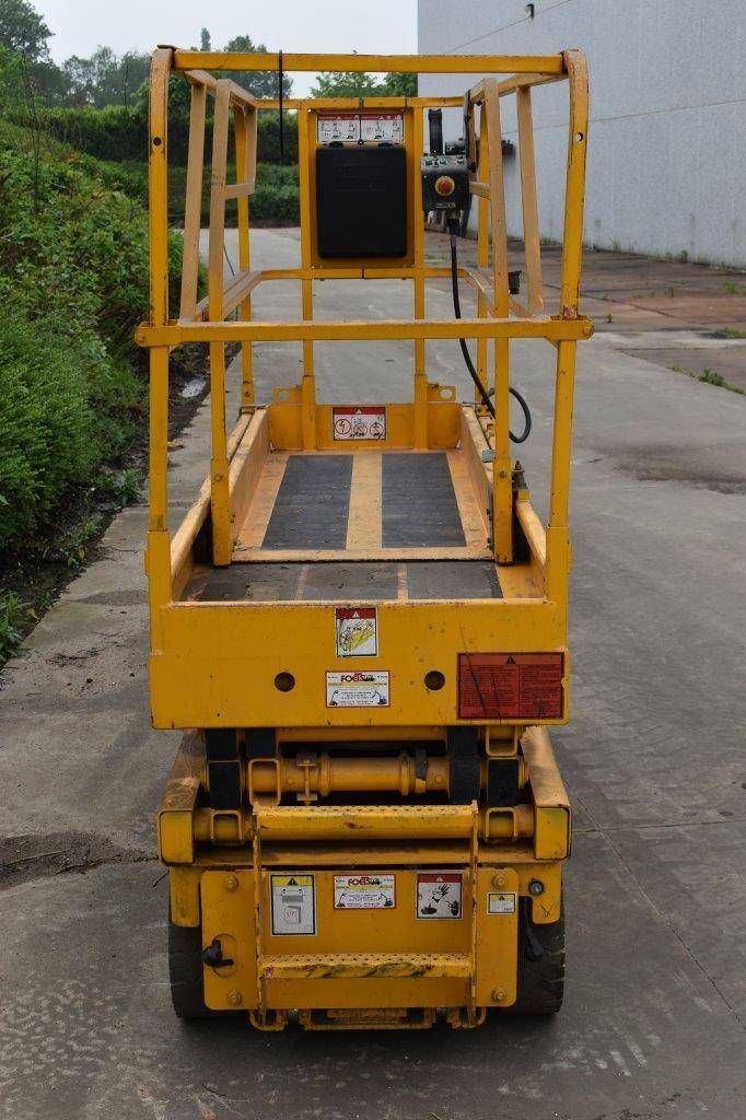 Scissor lift Haulotte Compact 8 Electric 8m 2006