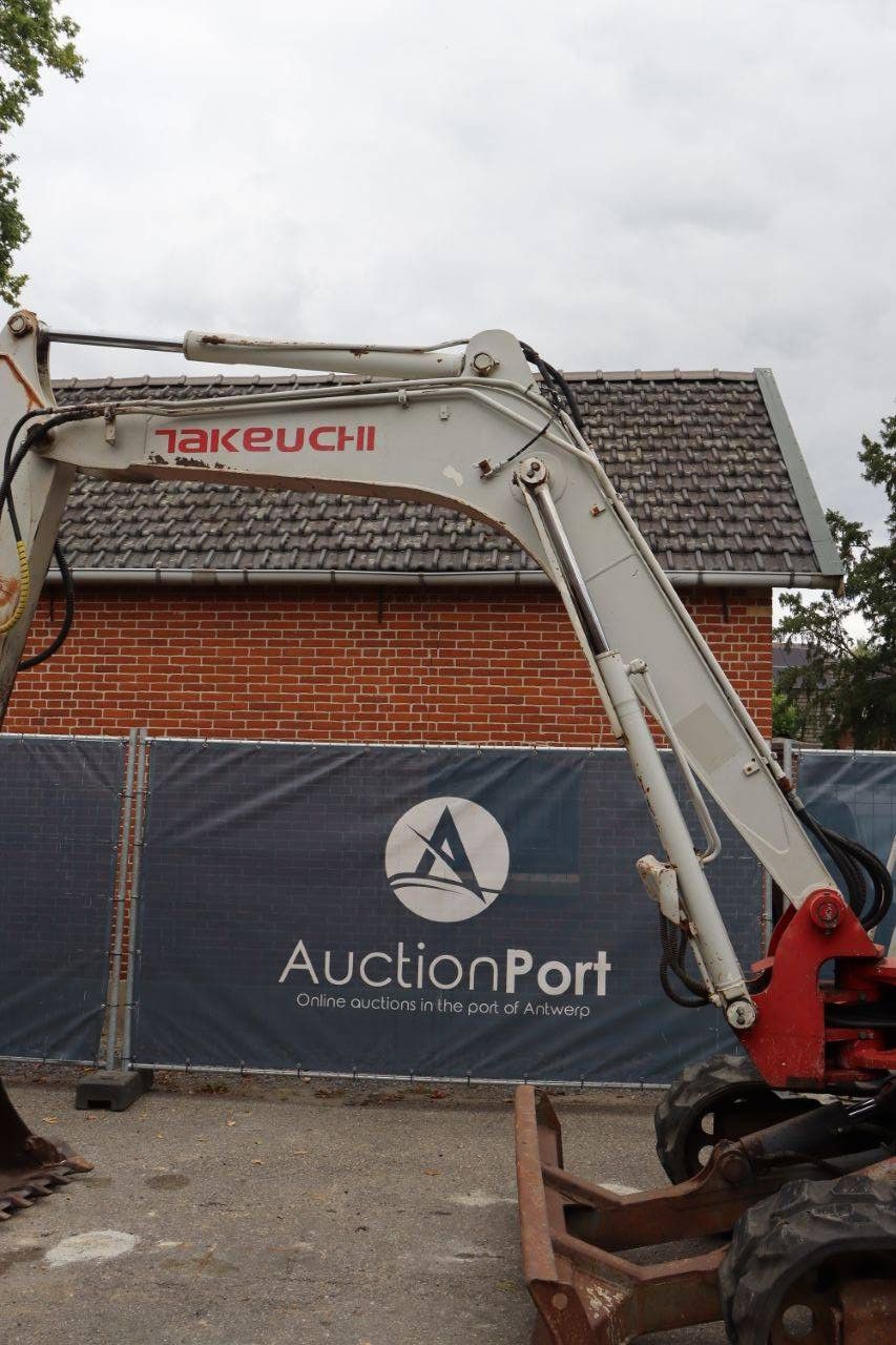 Raupenbagger Takeuchi TB175 Diesel 43,5 kW 2001