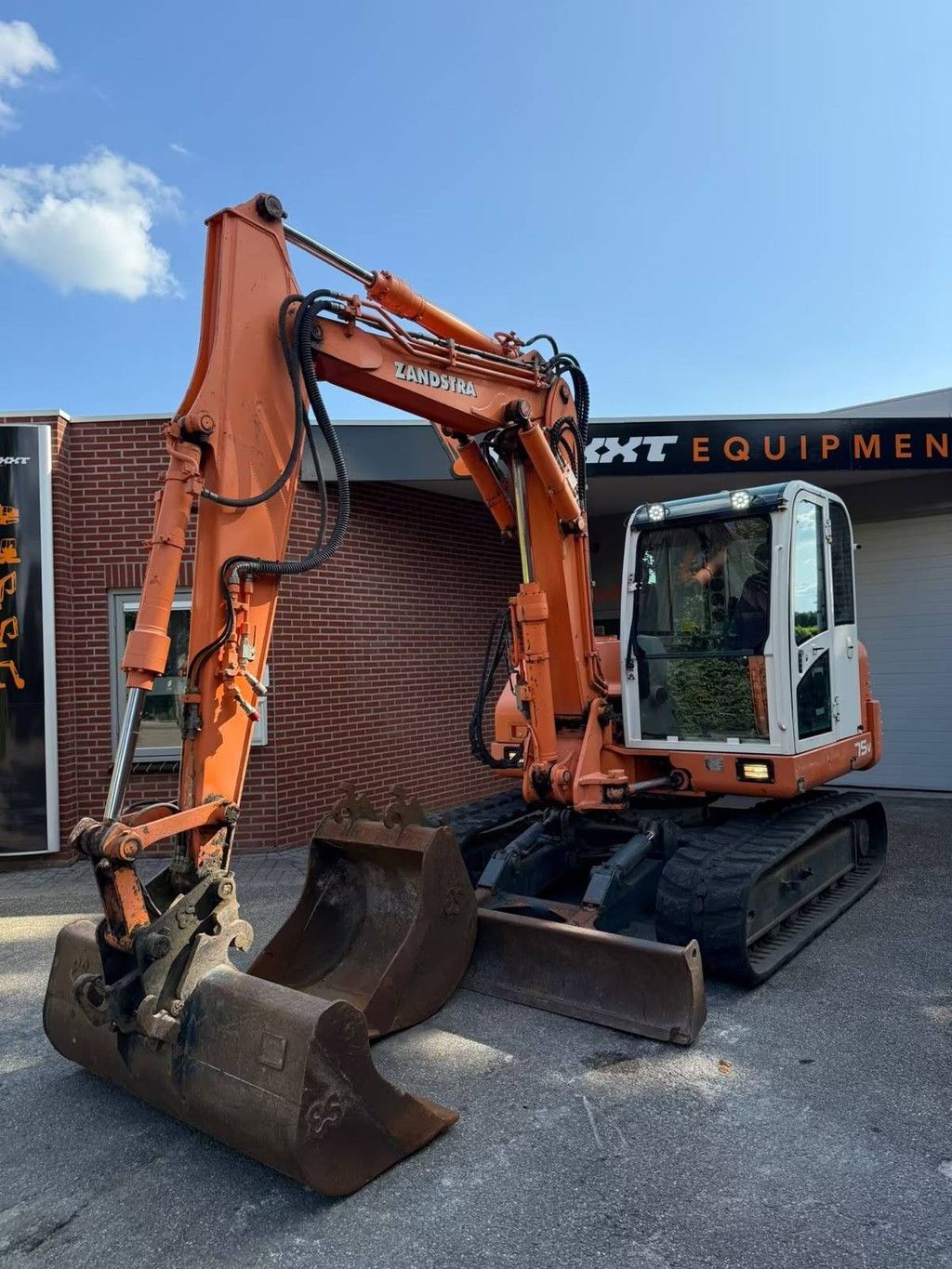 Doosan S75-V Diesel Crawler Excavator
