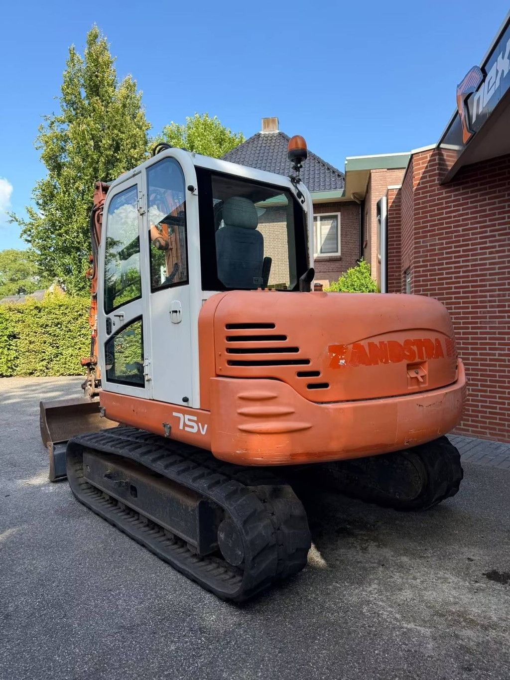 Doosan S75-V Diesel Crawler Excavator