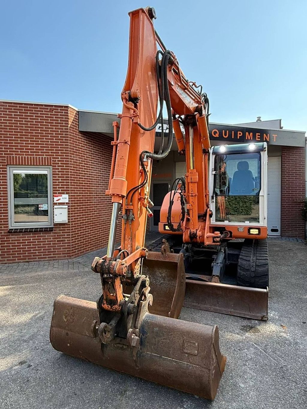 Doosan S75-V Diesel Crawler Excavator