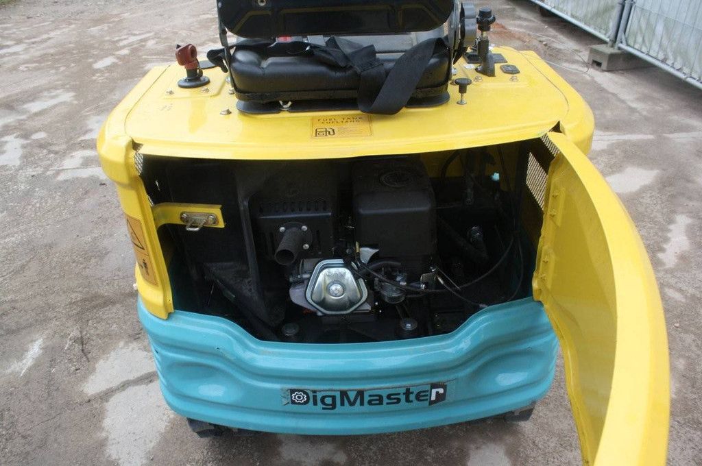 Mini excavator DigMaster DM100 Diesel 13.5hp 2025 Demo
