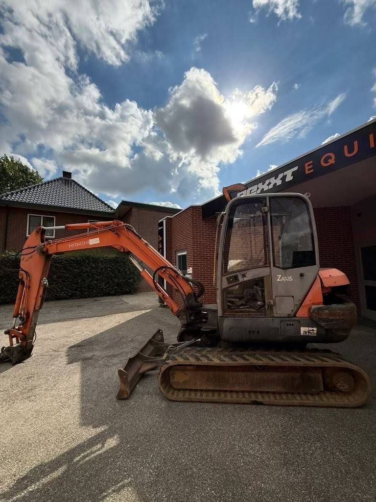 Crawler excavator Hitachi ZX50 Diesel 27.1kW 2004