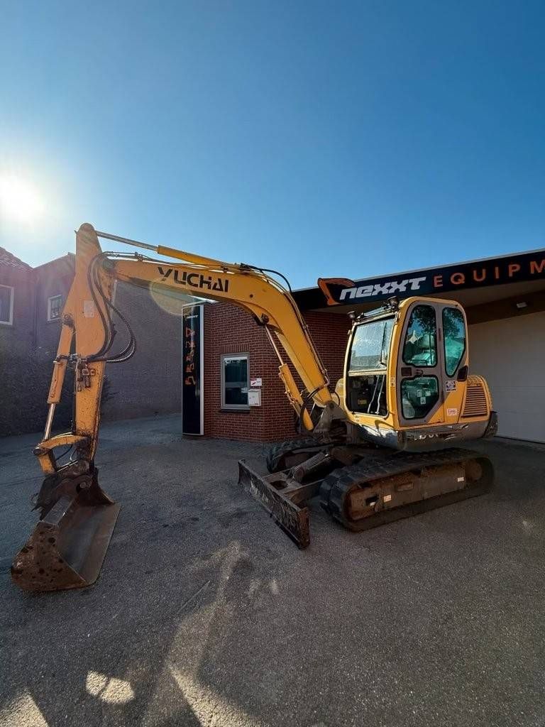 Crawler excavator Yuchai YC60-7 Diesel 30.7kW 2007