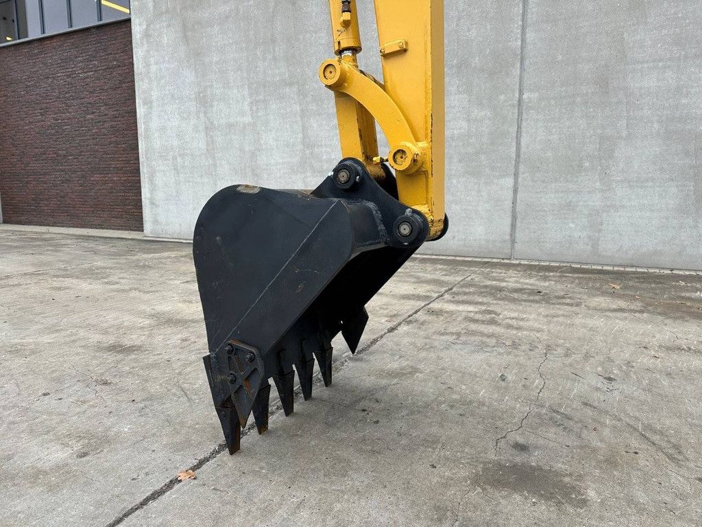 Crawler excavator Komatsu PC56-7 Diesel