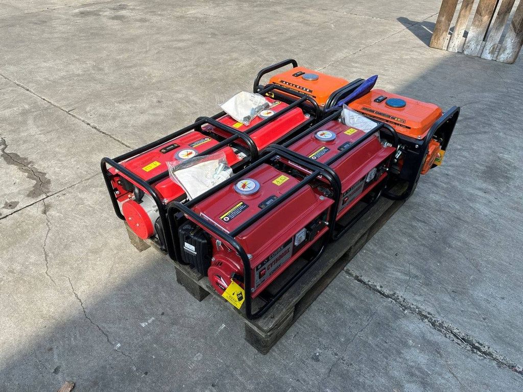 Lot von 6 Generatoren Neu