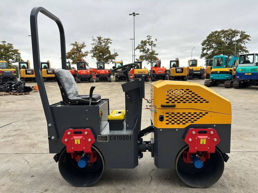 Tandem vibratory roller Captok CK1000J Petrol 2025 New