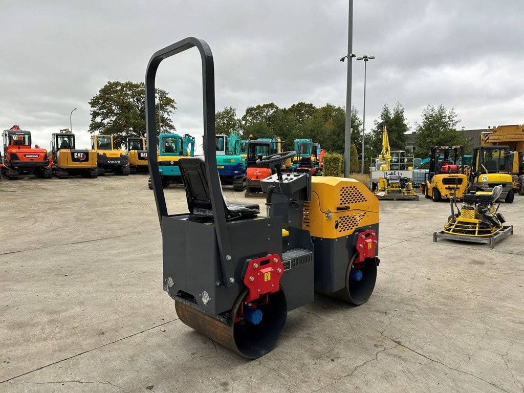 Tandem vibratory roller Captok CK1000J Petrol 2025 New