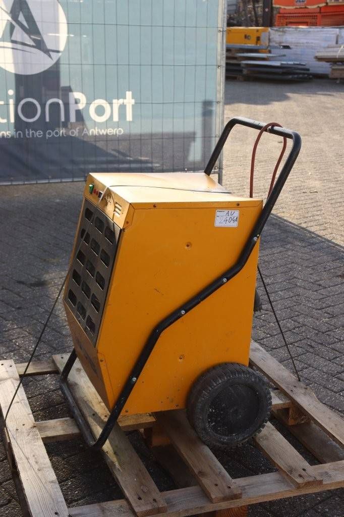 Construction dryer