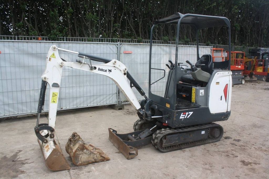 Minibagger Bobcat E17 Diesel 10,2 kW 2015