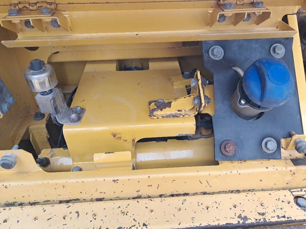 Komatsu HB365LC-3 Hybrid