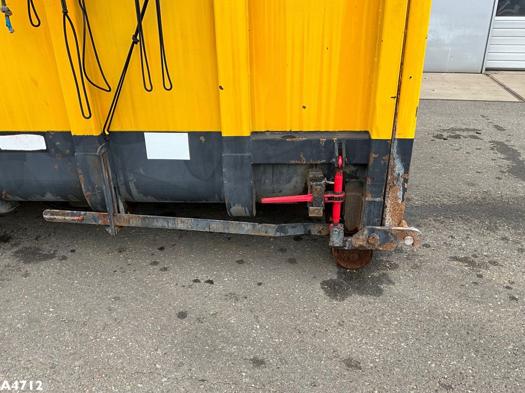 CONTAINER 20m³