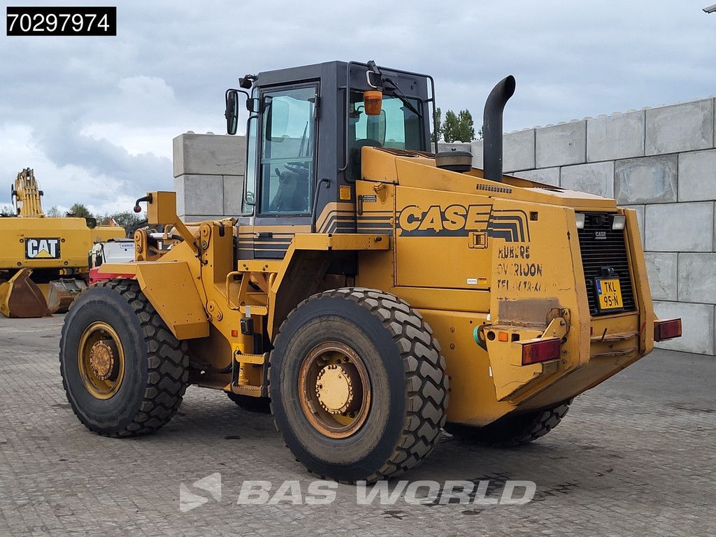 Case 721 B