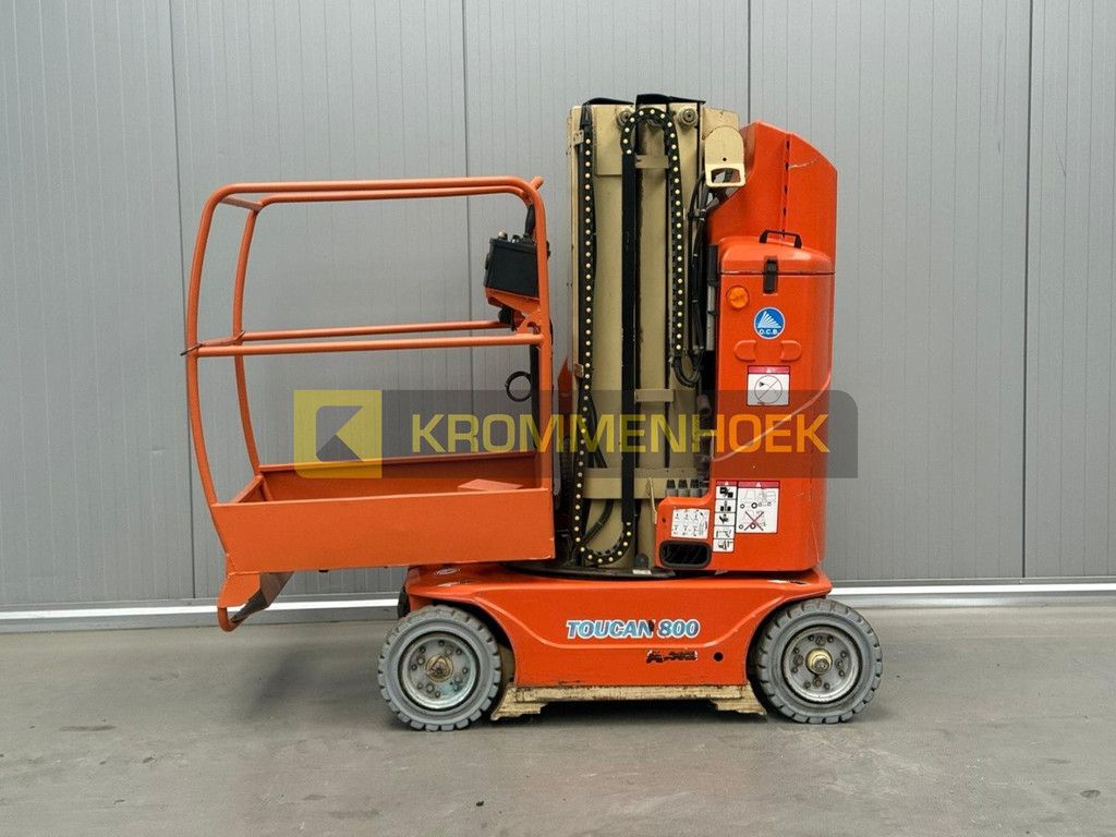 JLG Toucan 800A KH9548