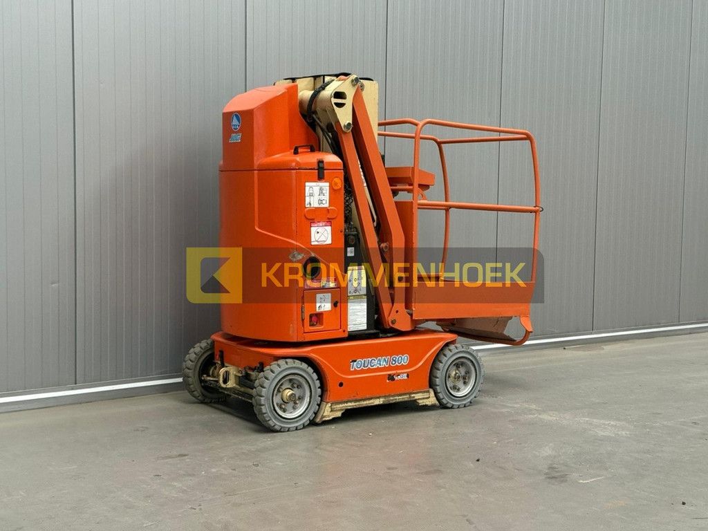 JLG Toucan 800A KH9548
