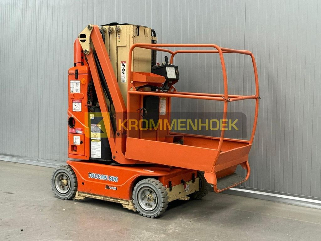 JLG Toucan 800A KH9548