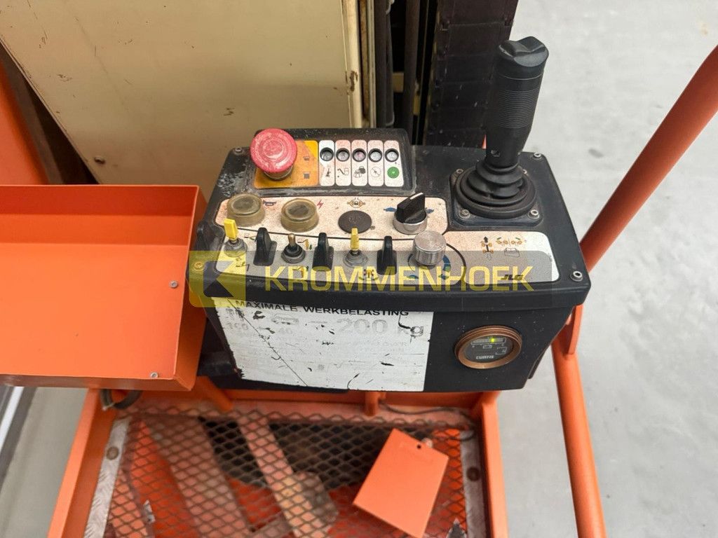 JLG Toucan 800A KH9548
