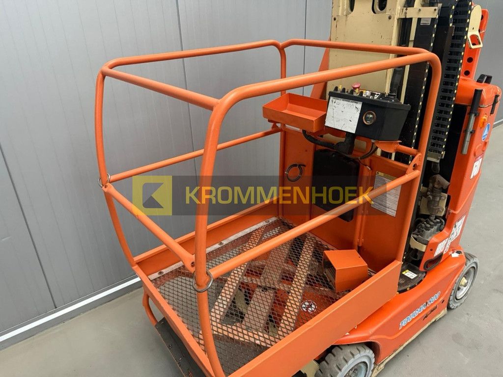JLG Toucan 800A KH9548