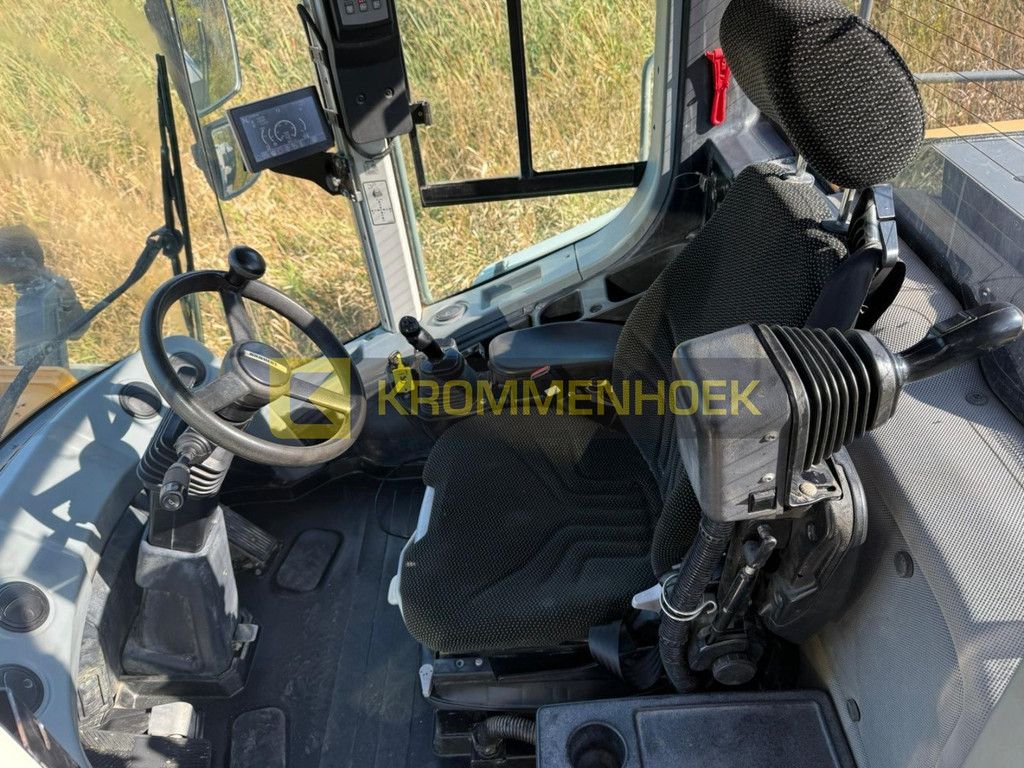 Liebherr L 586 Xpower KH9526
