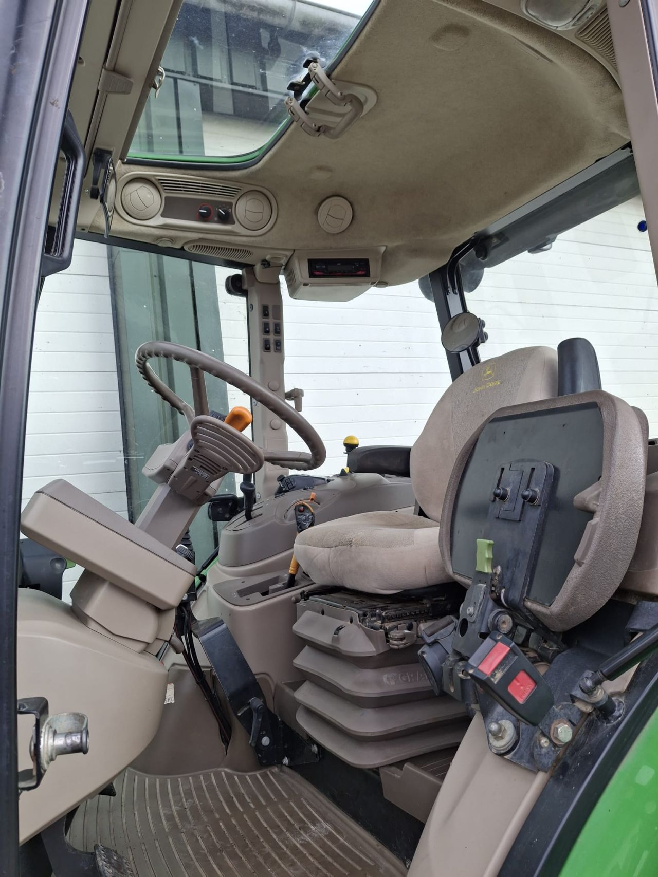 John Deere 6105MC