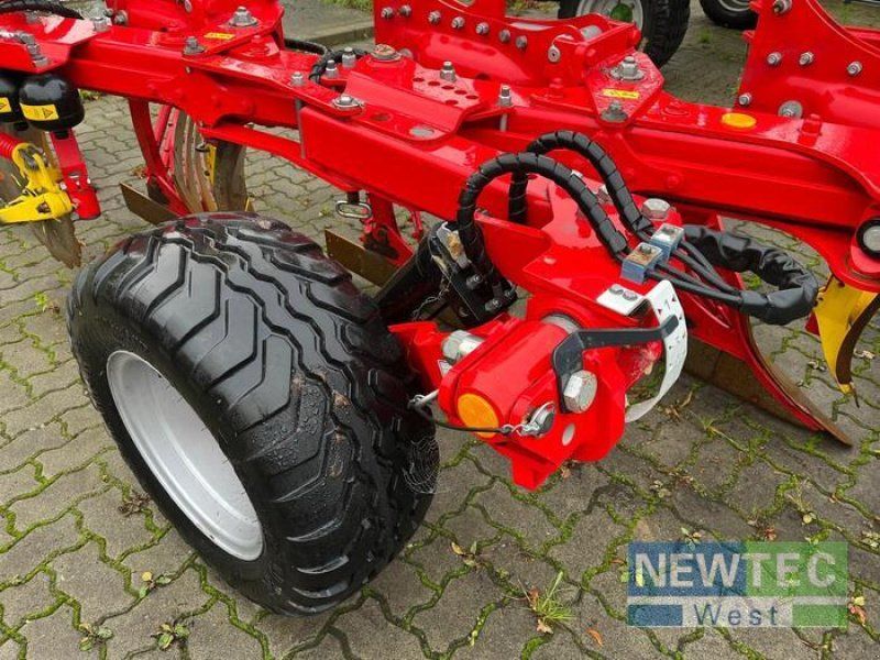 Pöttinger SERVO 45 M PLUS NOVA 5-SCHARIG(4+1)