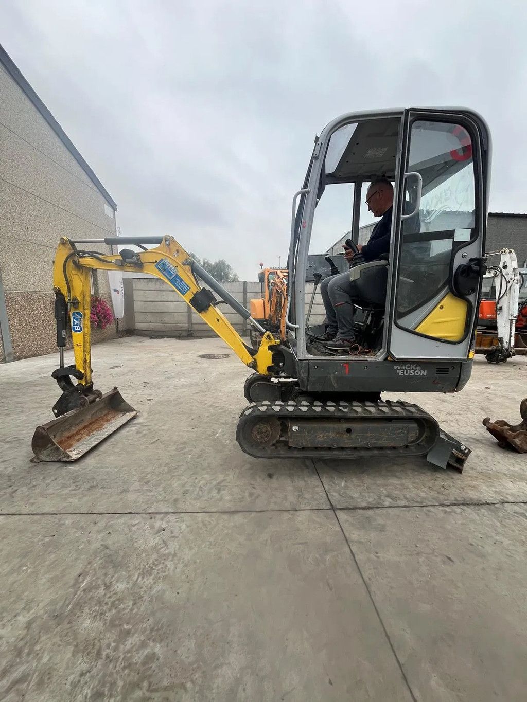 WACKER NEUSON ET16