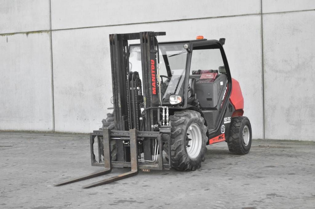 Manitou MC 30-4