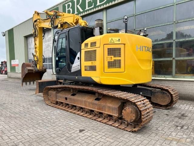 Hitachi ZX 225 US LC-6
