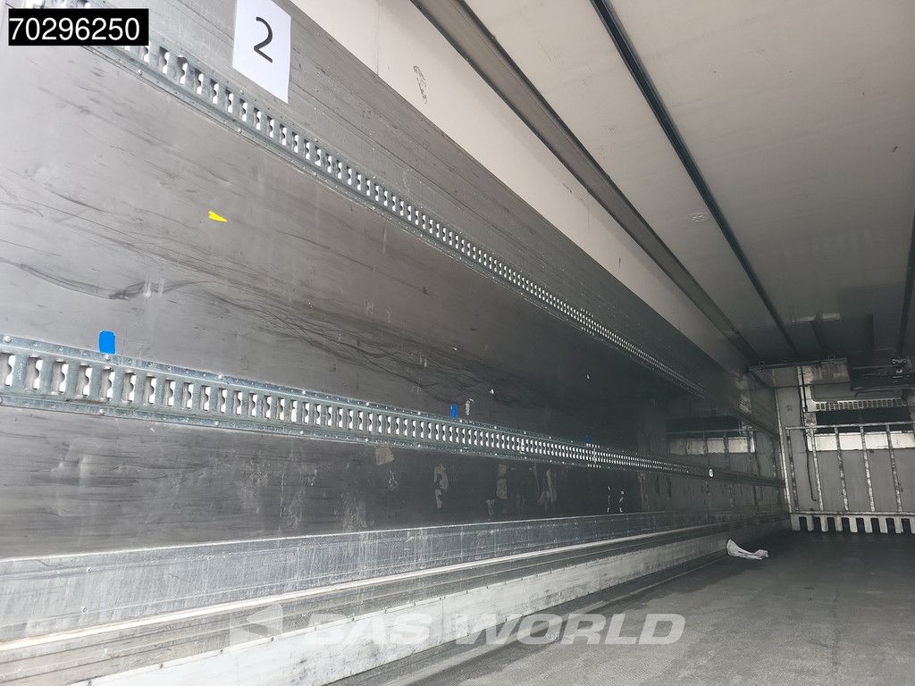 Lamberet Carrier Vector 1950Mt Bi-temp Lift Axle Tailgate