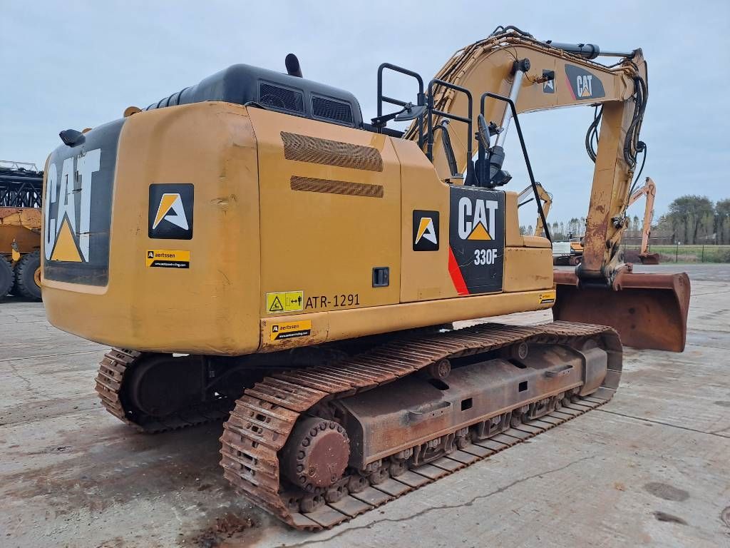CAT 330FLN