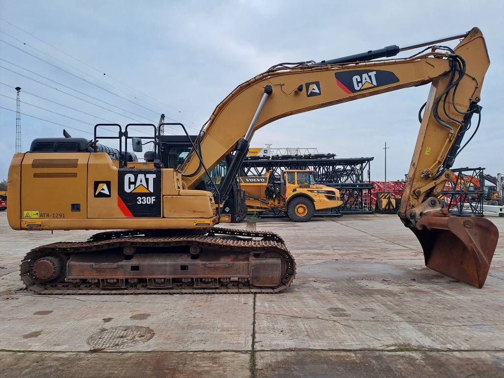 CAT 330FLN
